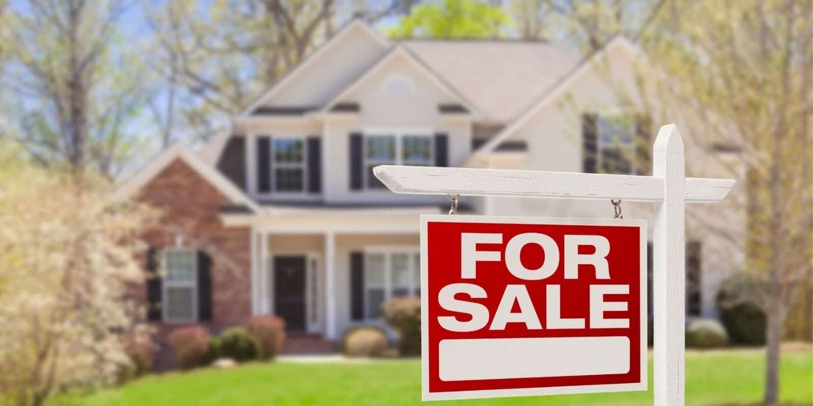 Real Estate Agent vs. FSBO: How Should You Sell Your Ocala Property?